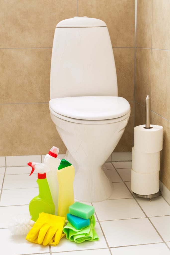 Les différents types de bouchons de canalisations de toilette et comment les traiter